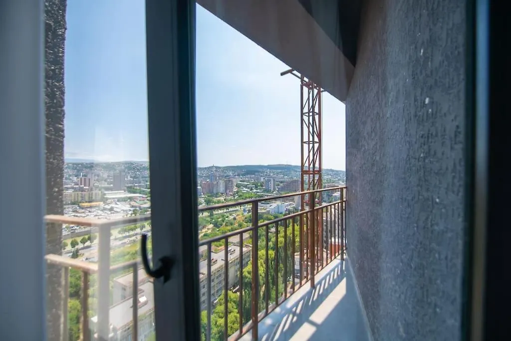 Gg Home -2Br Apartment With View To City And River Τυφλίδα